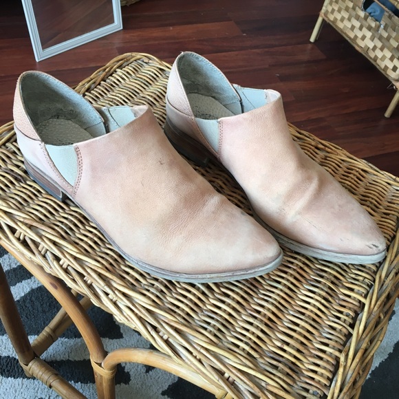 Free People Shoes - Free people tan leather nude ankle bootie